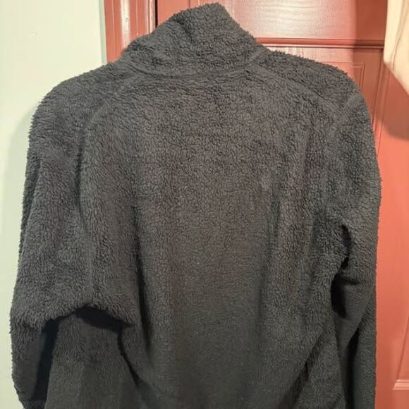 Uniqulo winter jacket - Picture 3 of 4